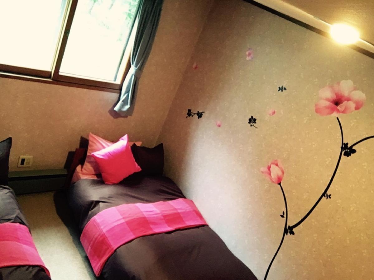 E-Joy Hostel Fujikawaguchiko Bagian luar foto