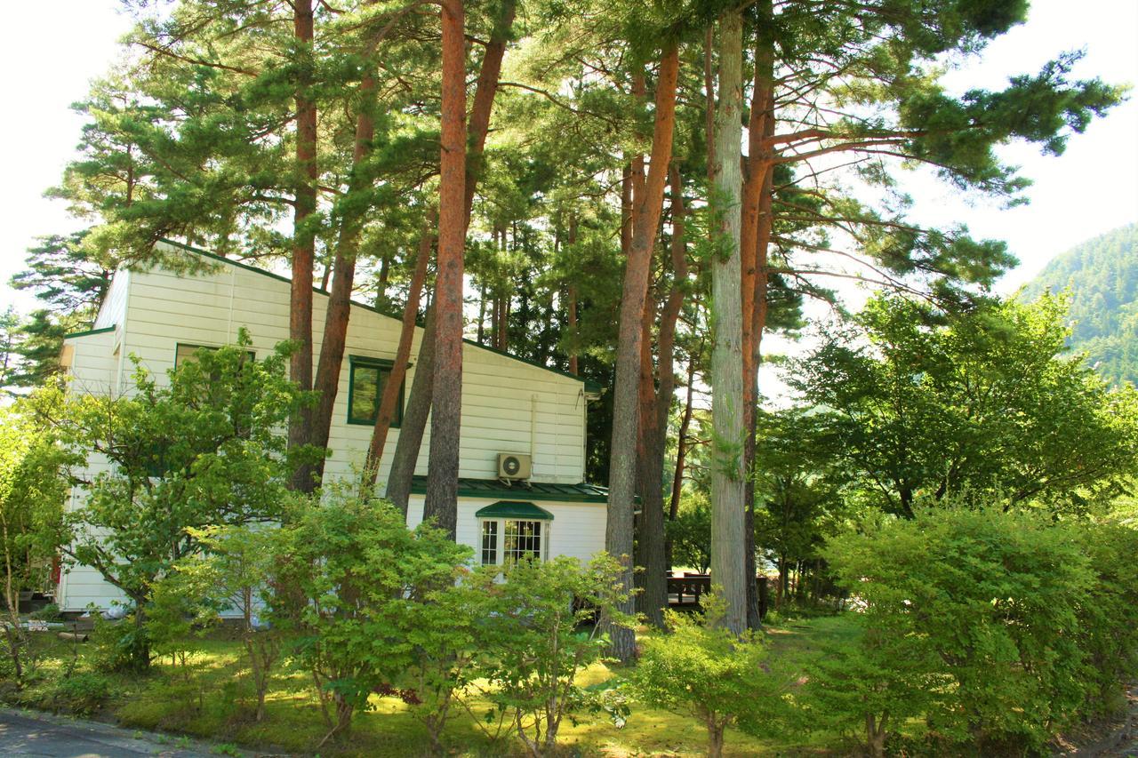 E-Joy Hostel Fujikawaguchiko Bagian luar foto