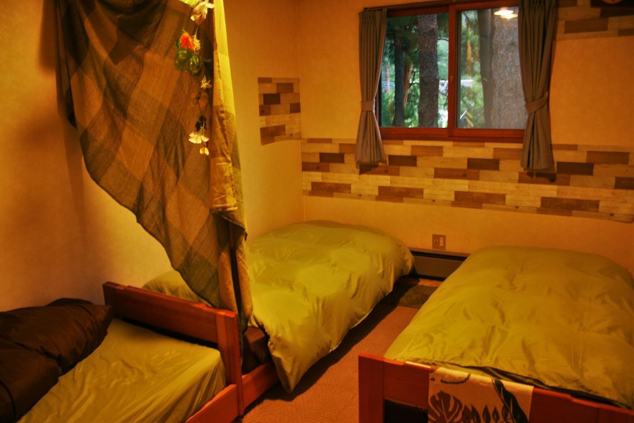 E-Joy Hostel Fujikawaguchiko Bagian luar foto