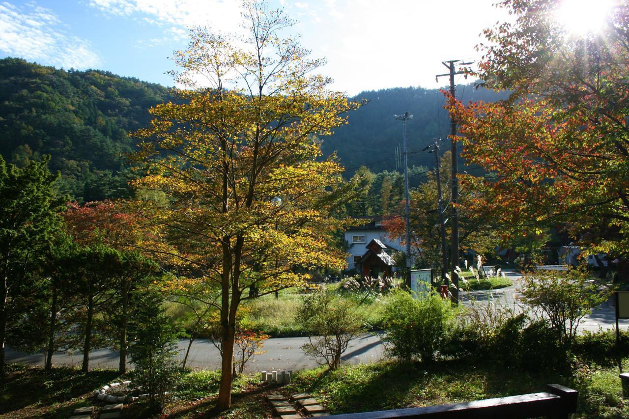 E-Joy Hostel Fujikawaguchiko Bagian luar foto