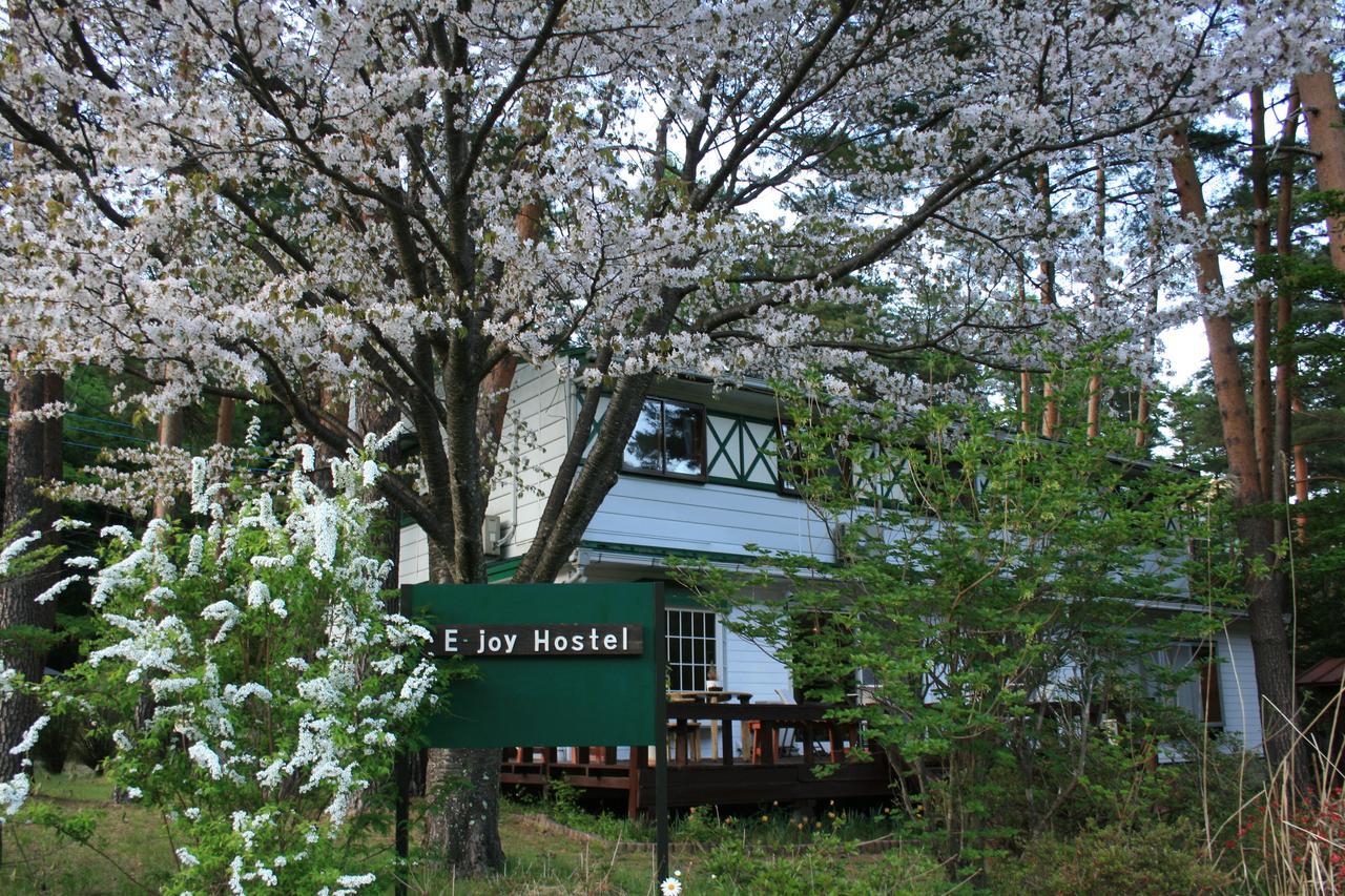E-Joy Hostel Fujikawaguchiko Bagian luar foto